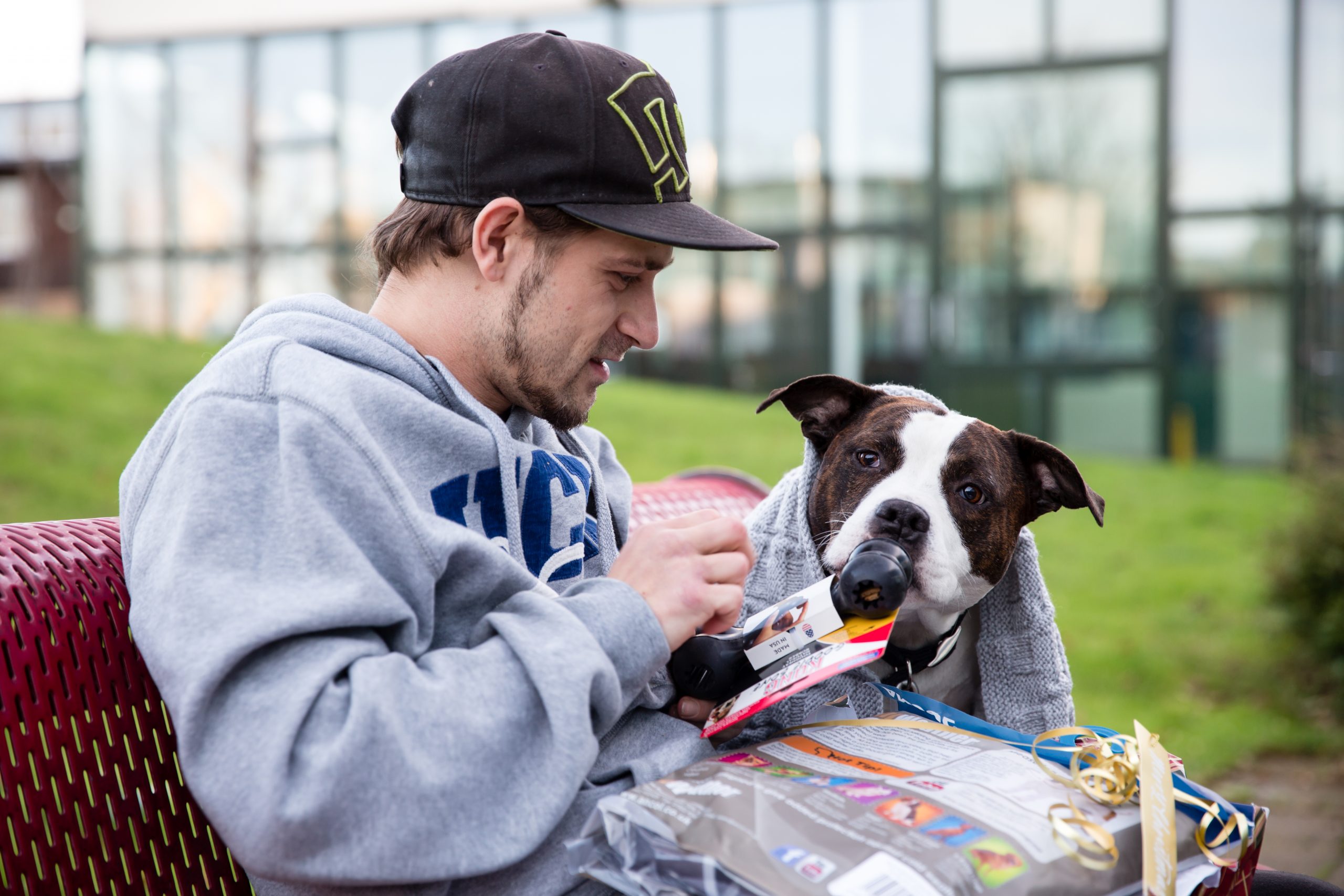 Dogs Trust Delivers Christmas Hope to People Experiencing Homelessness